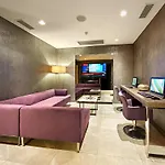 Hotel The New Zeybek 3*