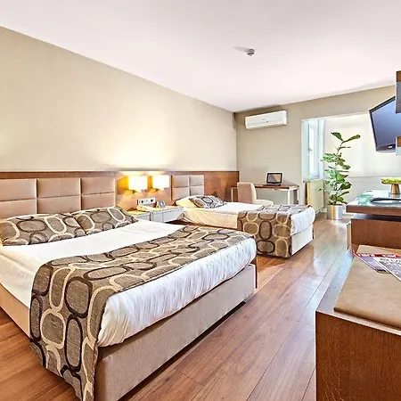 Hotel The New Zeybek 3*