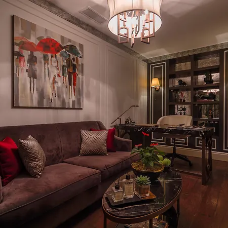 Hotel The New Zeybek