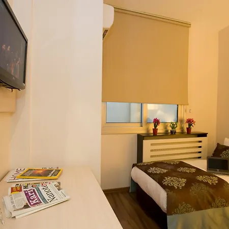 The New Zeybek Hotel İzmir