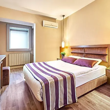 The New Zeybek Hotel Esmirna