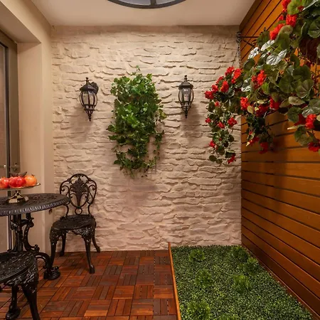 酒店 The New Zeybek 3*