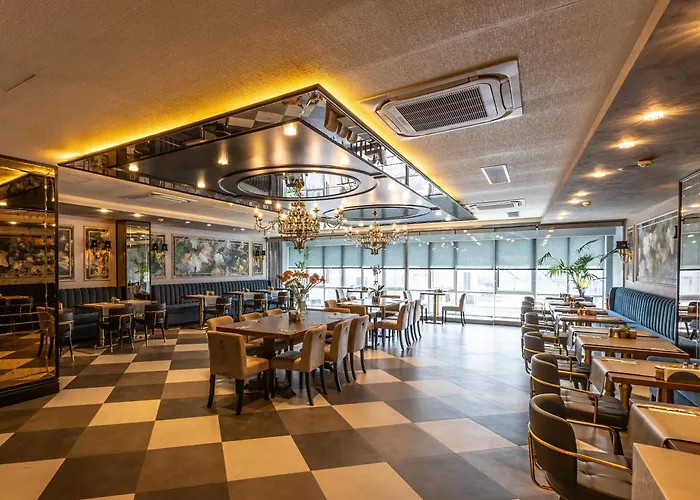 The New Zeybek 3* İzmir