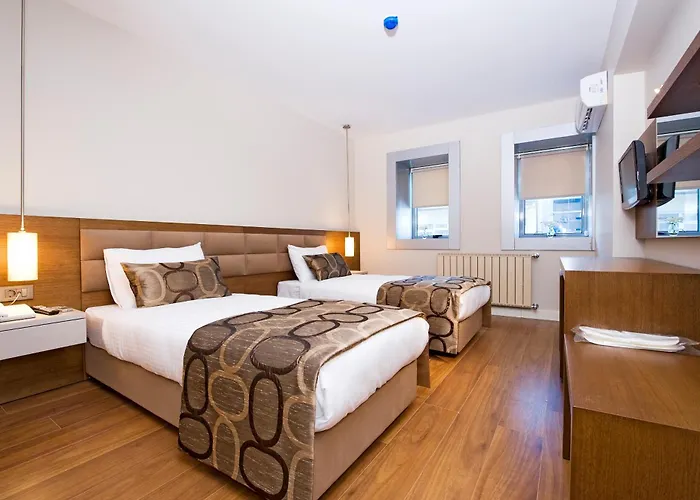 Otel The New Zeybek İzmir