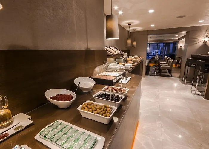 Otel The New Zeybek 3*